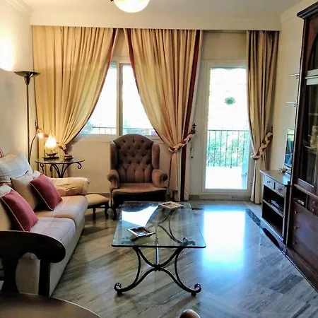 Cozy Apartament in Golden Mile-3