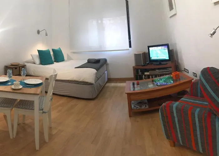 Ferienwohnung Pool And Garage Old Town Málaga
