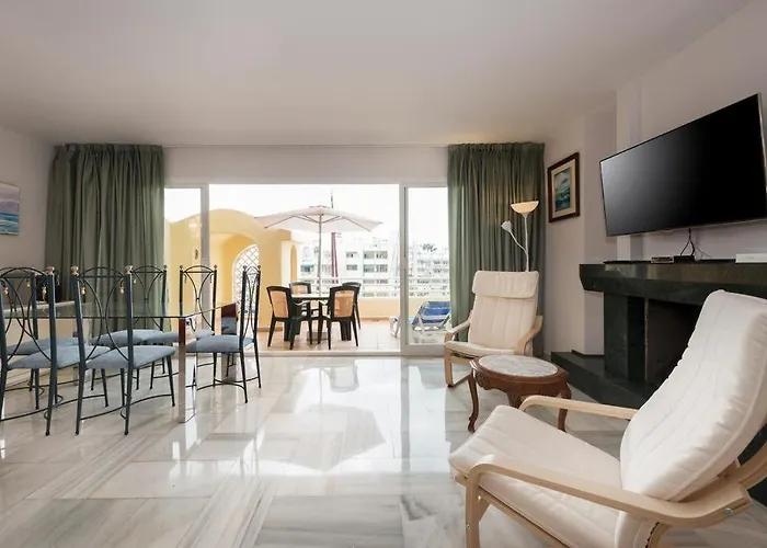 Apartamento En Puerto Marina B32 Benalmádena