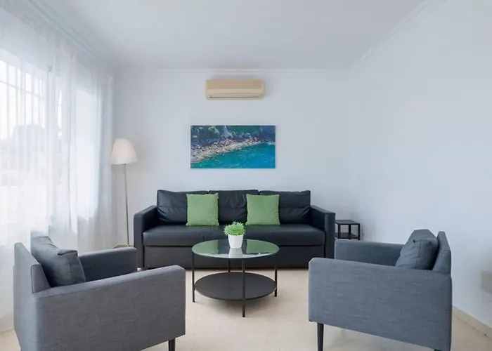 Privates 049 - Modern & Spacious Holiday Villa With Private Pool Fuengirola