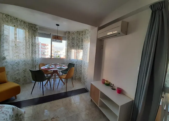 Flat Studio 150M From The Beach With Pool Apartamento Torre Del Mar