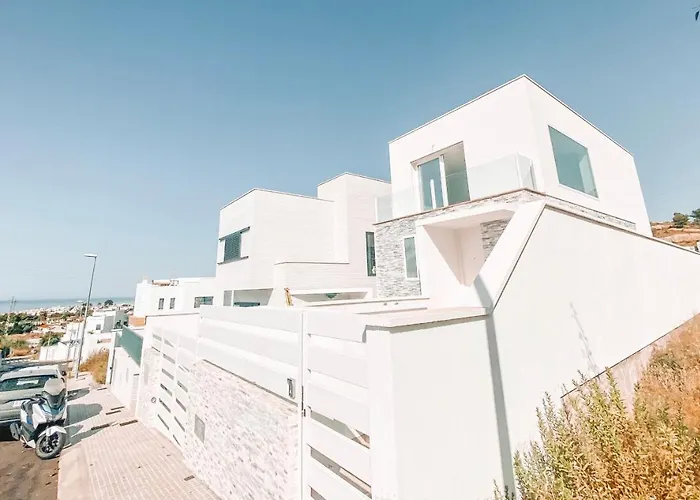 Villa Salsa Nerja met een Zwembad