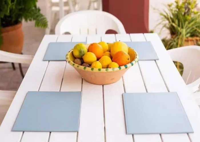 Casa rural Mijas. Cerca playa y montaña con jardín Fuengirola