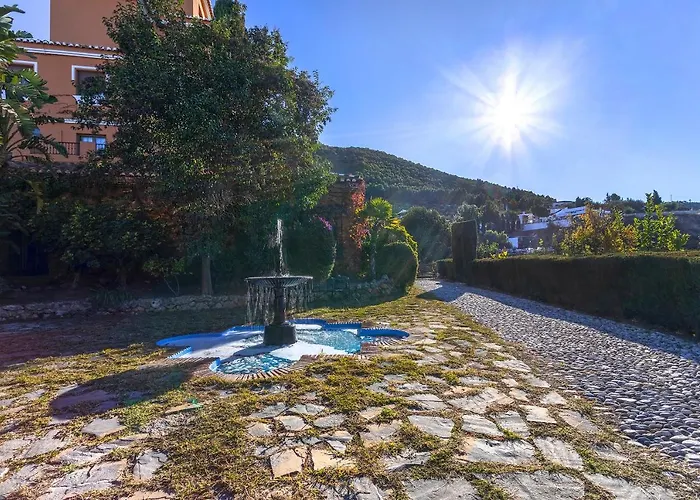 Casa Flores con Piscina interior climatizada Alcaucín
