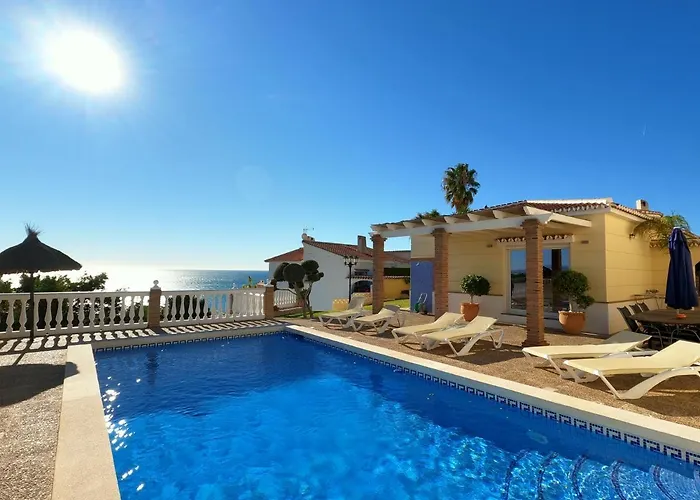 Casa Darren Villa Benajarafe