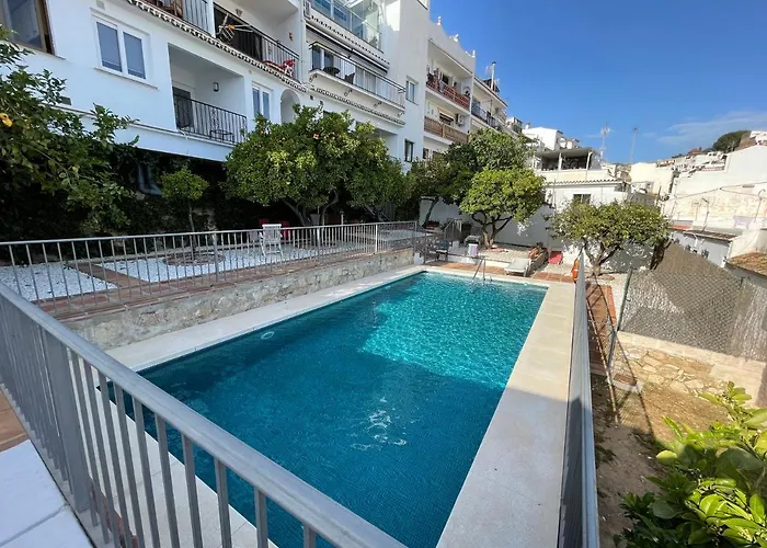 El Paraiso, Apartamento En Mijas Pueblo Con Bonitas Vistas A La Costa Y Con Piscina