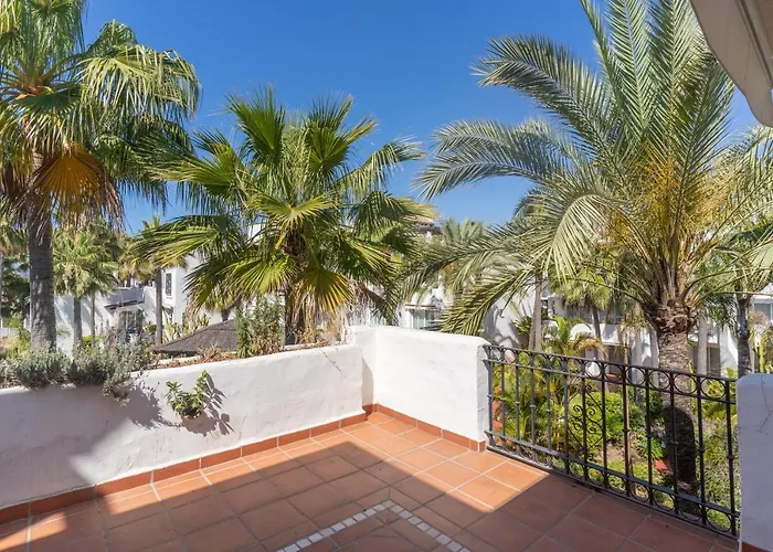 Jardines De La Aldaba 2 Bedrooms Marbella