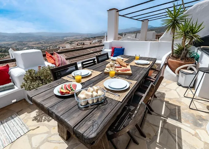 Villa Town House With Roof Terrace And Plunge Pool Alcaucín