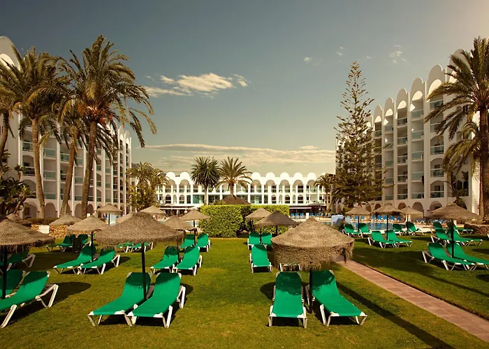 Nerja hotels near Playa del Carabeo