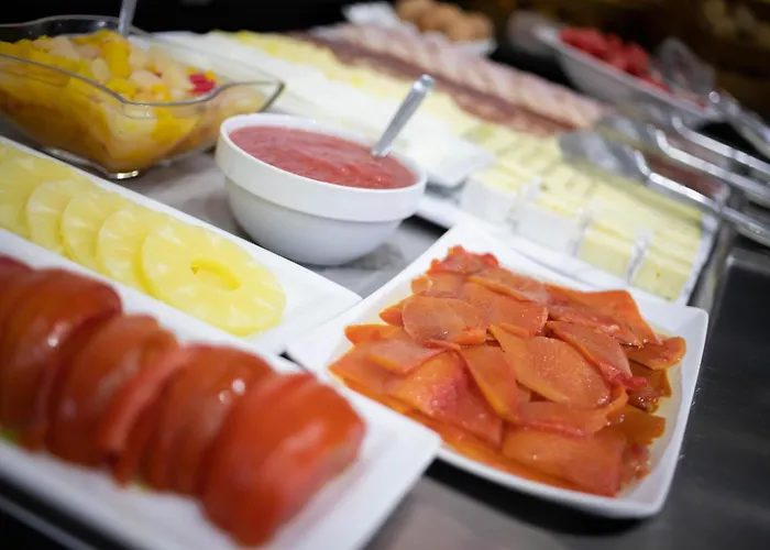 Malaga hotels near English Cemetery at Malaga