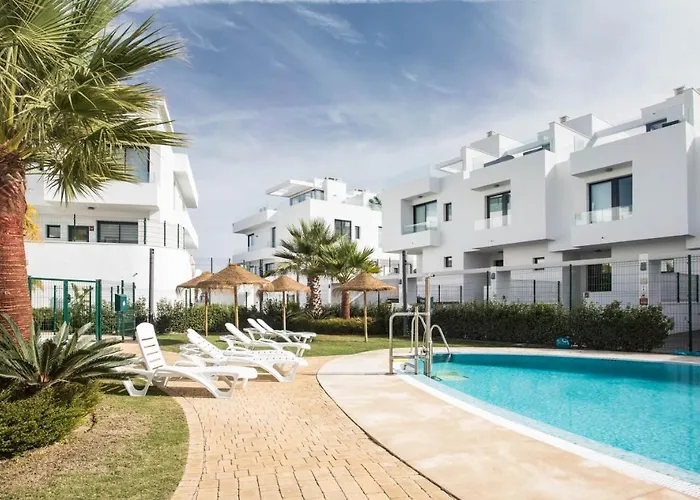 Vista Del Mar Villa Fuengirola with Pool