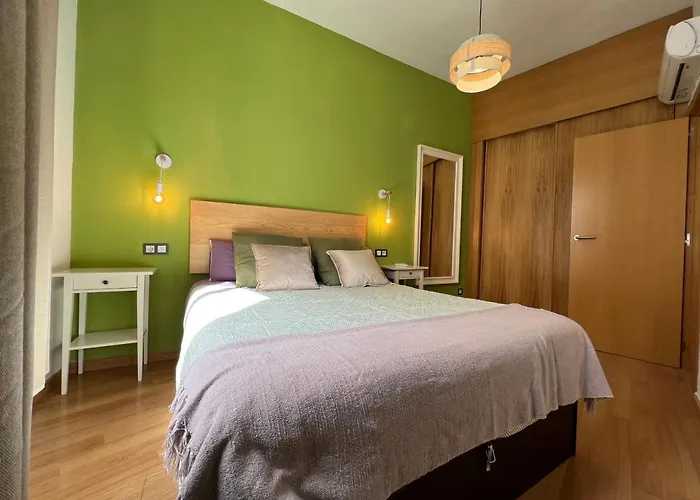 Amazing Apartment In The Heart Of Malaga Pool & Free Parking