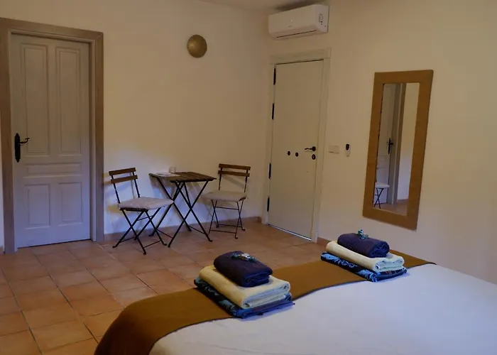 Vegan Guesthouse Finca Pereila Coín