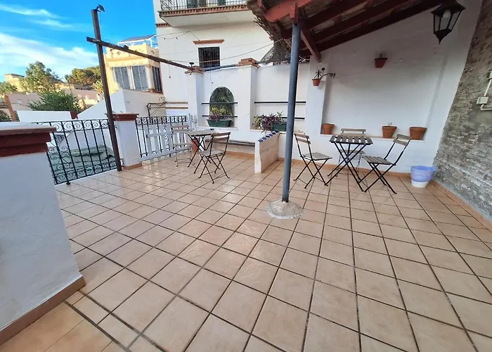 Bbtk Bed And Bike Hotel Malaga