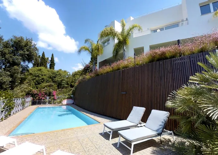 Haustierfreundliches Exquisite Villa Near Beach - Heated Pool Marbella