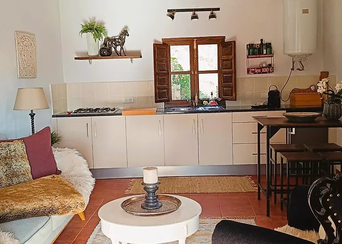 Finca Los Arcos Aparthotel Comares