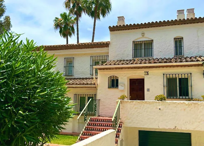 Benavista Estepona - 2 Bed Town House With Pool Villa