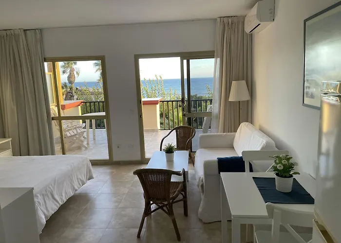 Estudio Con Insuperables Vistas Al Mar: Aparcamiento Marbella