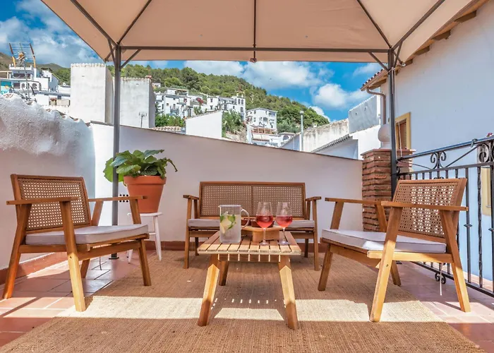 Encanto Guesthouse Canillas de Aceituno