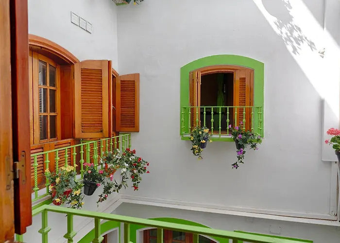 Charming Nerja Hostel