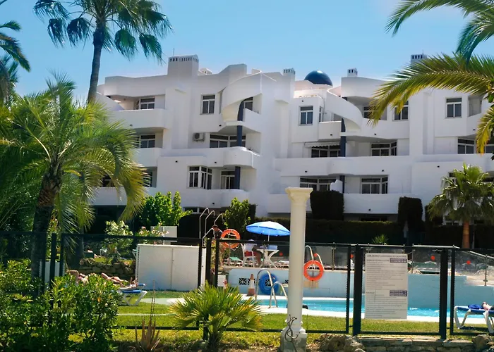 Hotels in Sitio de Calahonda