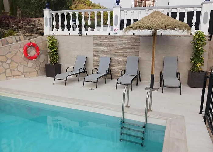 Sunny Solarium Holiday Home Málaga privato