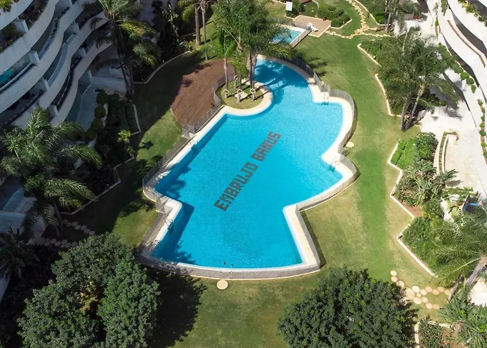 Pet friendly Magnifico Apartamento En Complejo Exclusivo Con Piscina Cubierta - Gym - Sauna Marbella