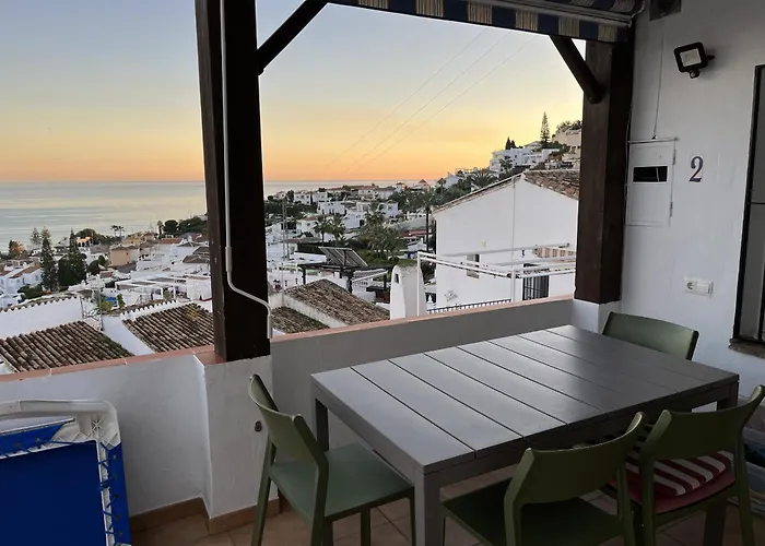 Urb. Punta Lara, Plza. Sevilla 2, 2D Nerja
