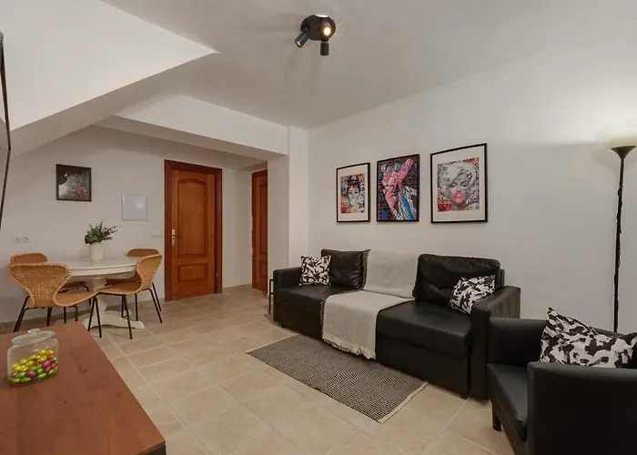 Villa Leones Málaga
