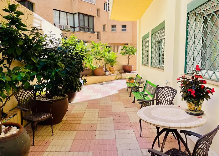 Magnolia Central Apartments Marbella - Con Patio Privado