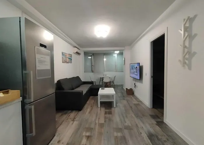 Plazamar Centro Apto 1 Dorm 3 Huésped Playa Wi-Fi Torre Del Mar