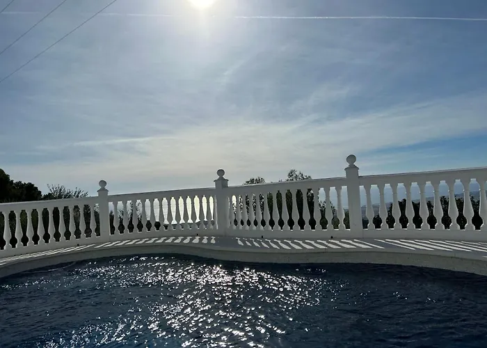 Hearts & Home Mijas