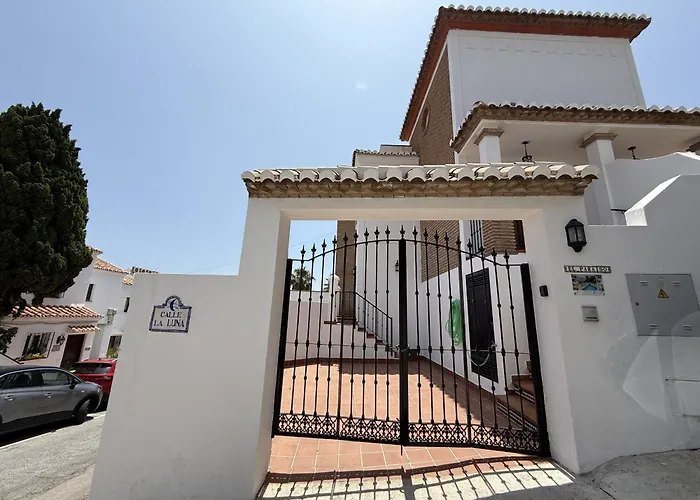 Nerja Paradise Rentals - Villa El Paraiso mit Pool