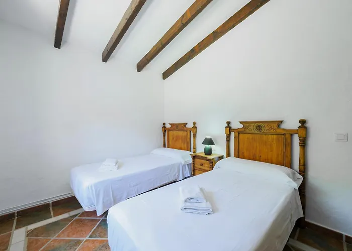 Tu Villa Rural Almendro 3 Dormitorios Piscina privada Alhaurín el Grande