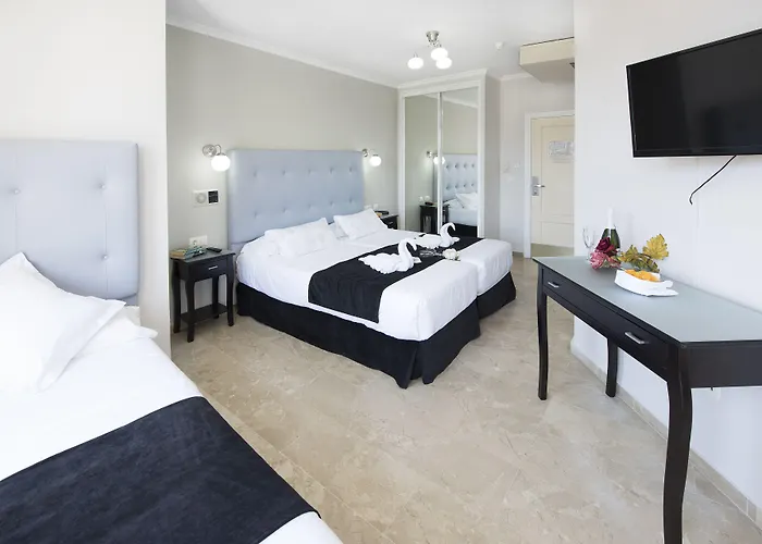 Hotel Toboso Chaparil Nerja