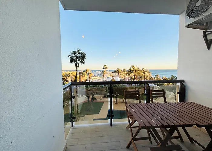 Alquilaeasy Puerto Marina Appartement Benalmádena
