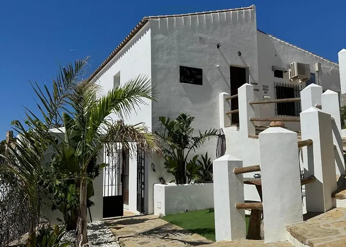 Villa Lomy Casares