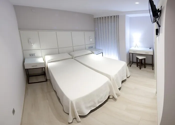 Hostal Loimar Torre Del Mar