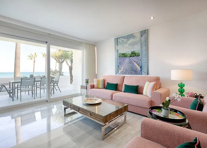 Hanami Alcazaba Beach Front Sea View Estepona
