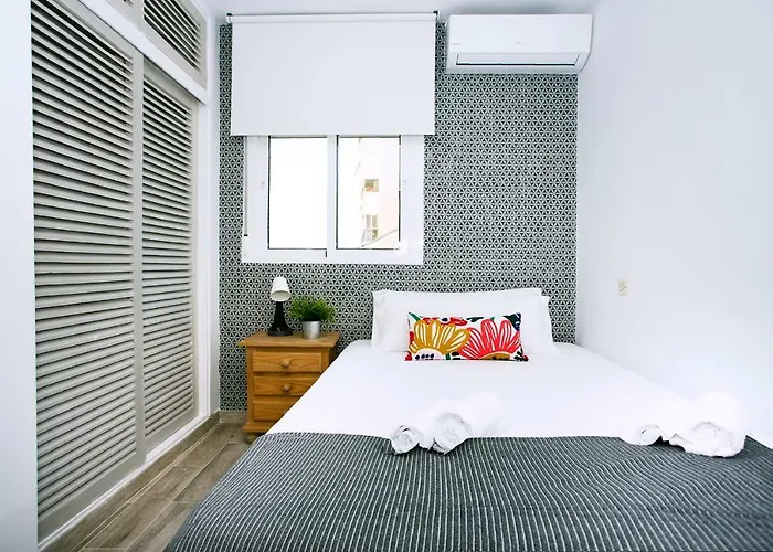 Haustierfreundliches Monko - Blue Toscana, Pool & Center Apartment O Torremolinos