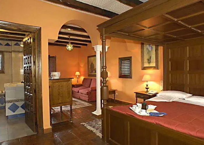 Hotel Castillo De Monda