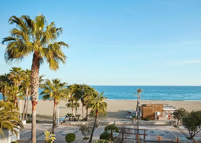 Aparthotel Livescape Playa Rocio Marbella - un Hotel de 4 estrellas